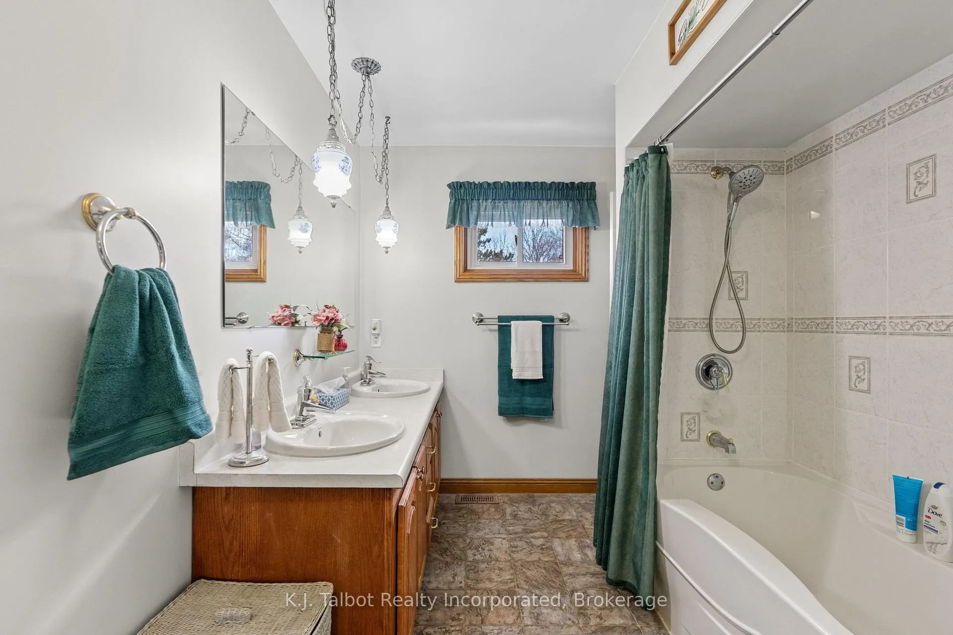 Photo 11 of 41342 Walton Road, Morris Turnberry, Morris — HOMEH