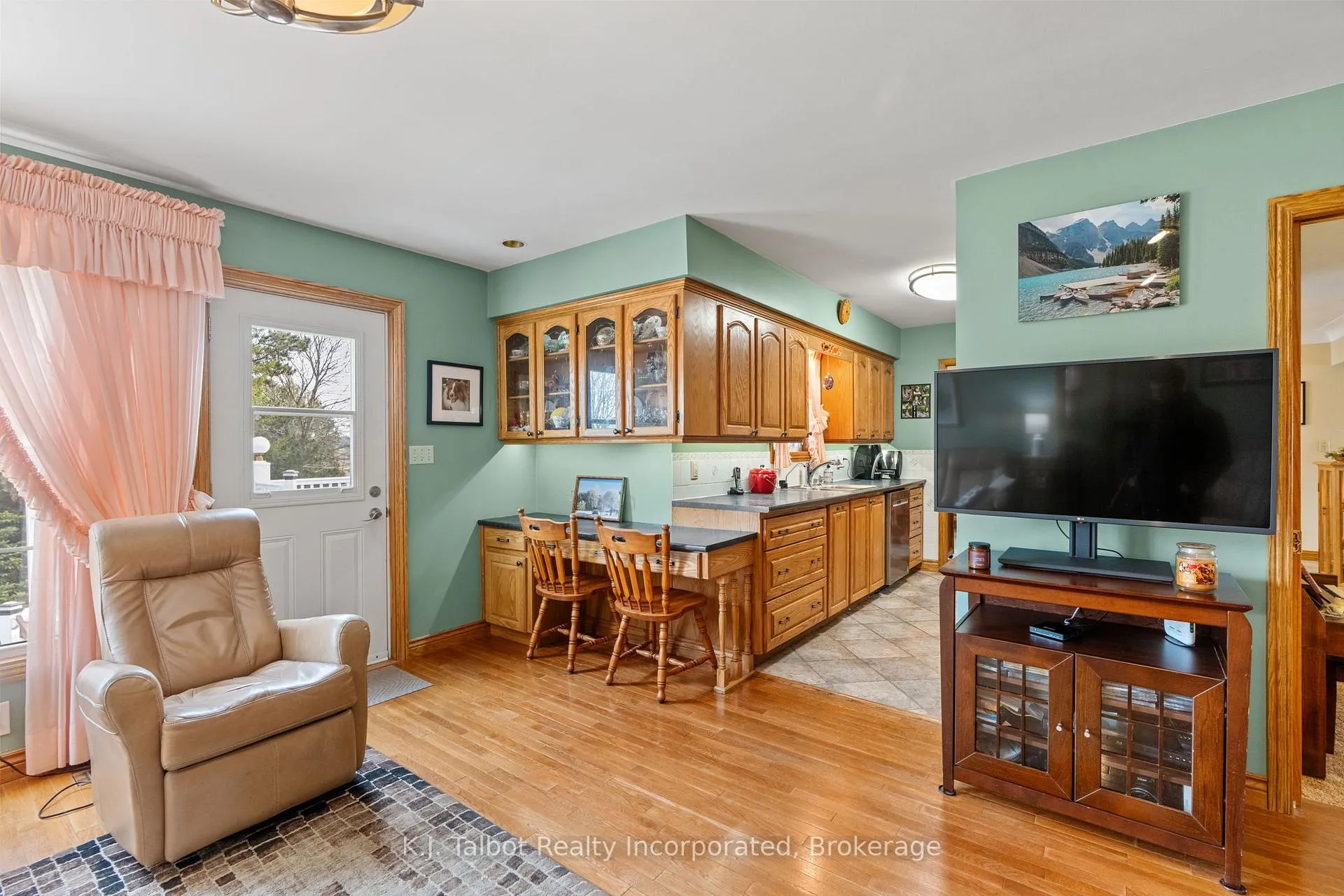 Photo 15 of 41342 Walton Road, Morris Turnberry, Morris — HOMEH