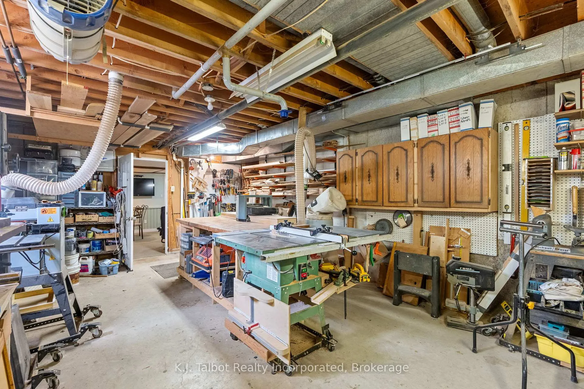 Photo 24 of 41342 Walton Road, Morris Turnberry, Morris — HOMEH