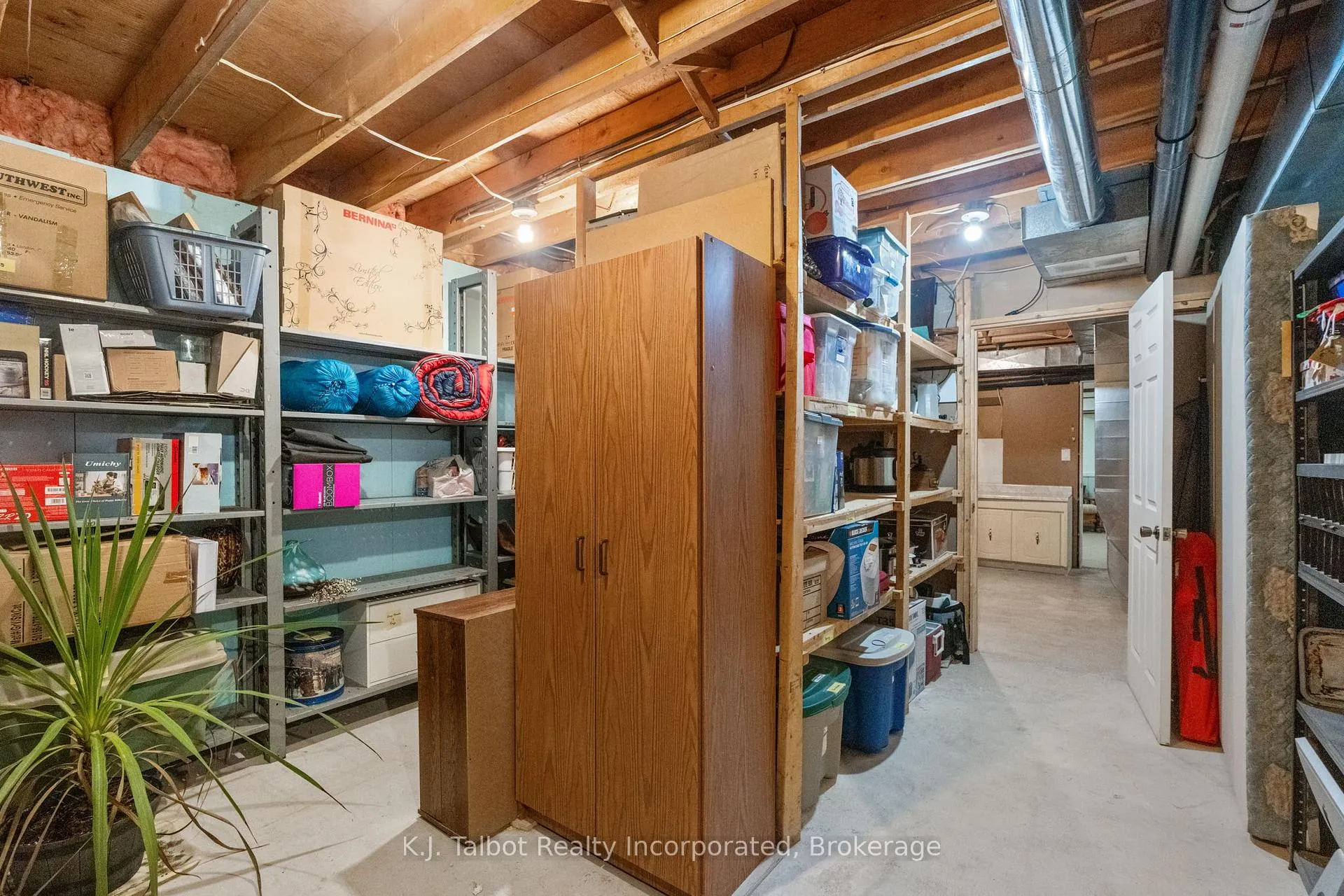 Photo 25 of 41342 Walton Road, Morris Turnberry, Morris — HOMEH