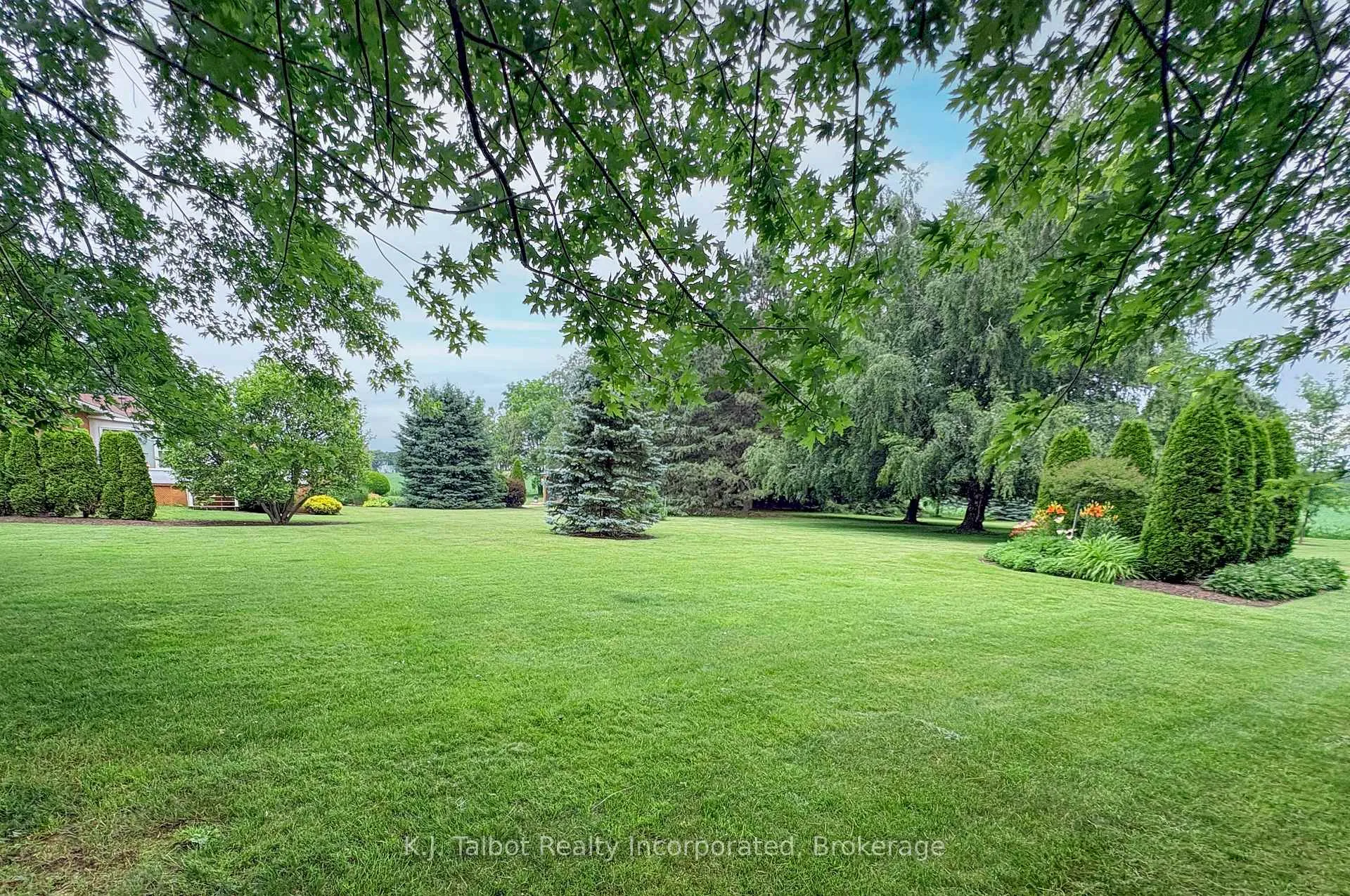 Photo 41 of 41342 Walton Road, Morris Turnberry, Morris — HOMEH