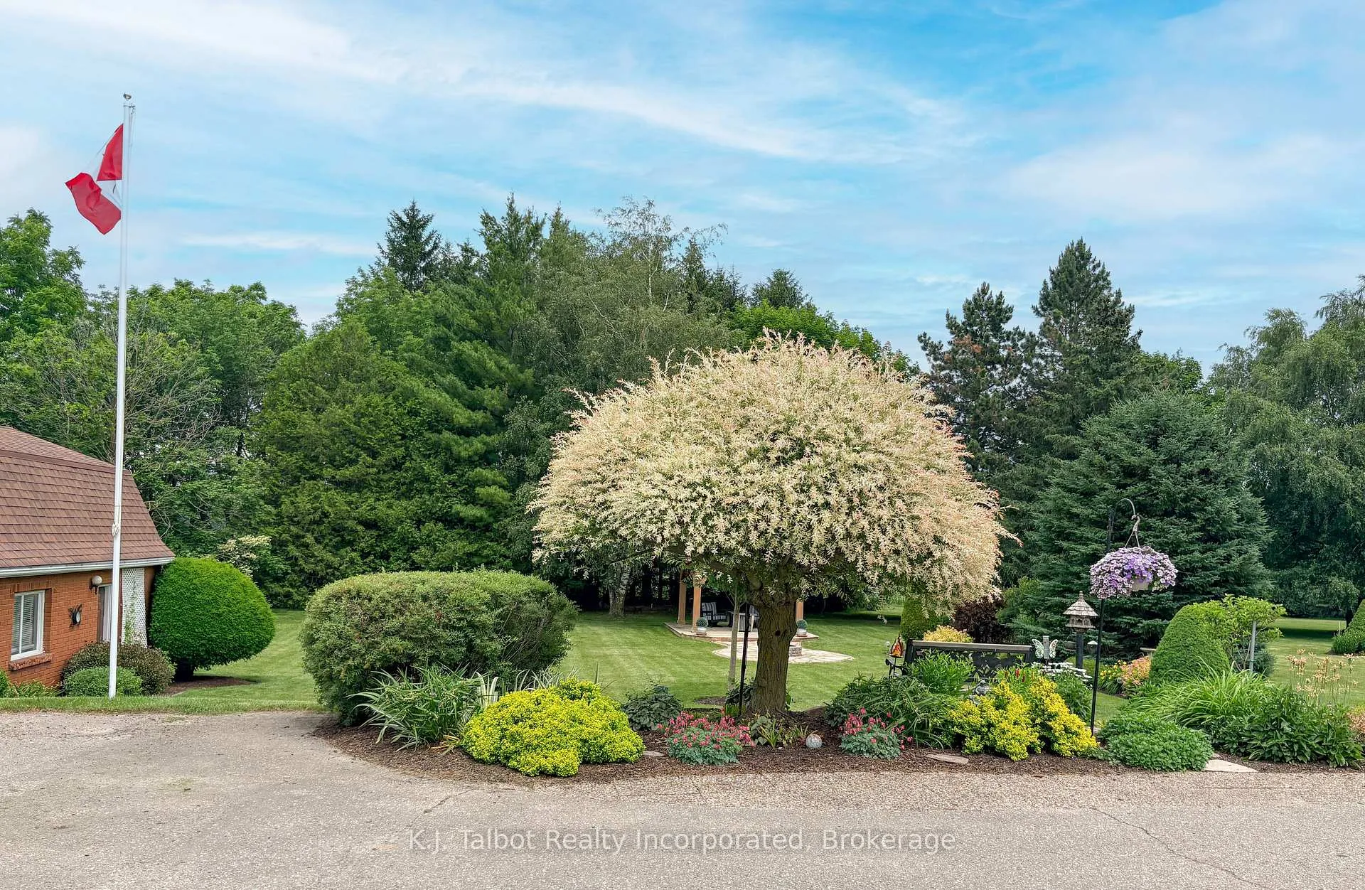 Photo 42 of 41342 Walton Road, Morris Turnberry, Morris — HOMEH