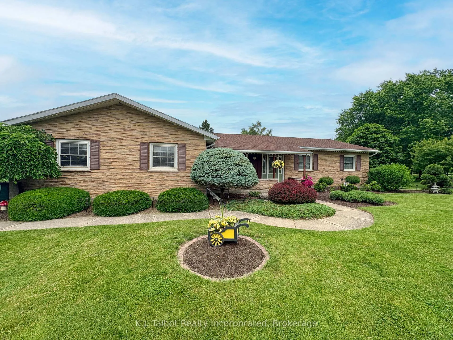 Photo 46 of 41342 Walton Road, Morris Turnberry, Morris — HOMEH