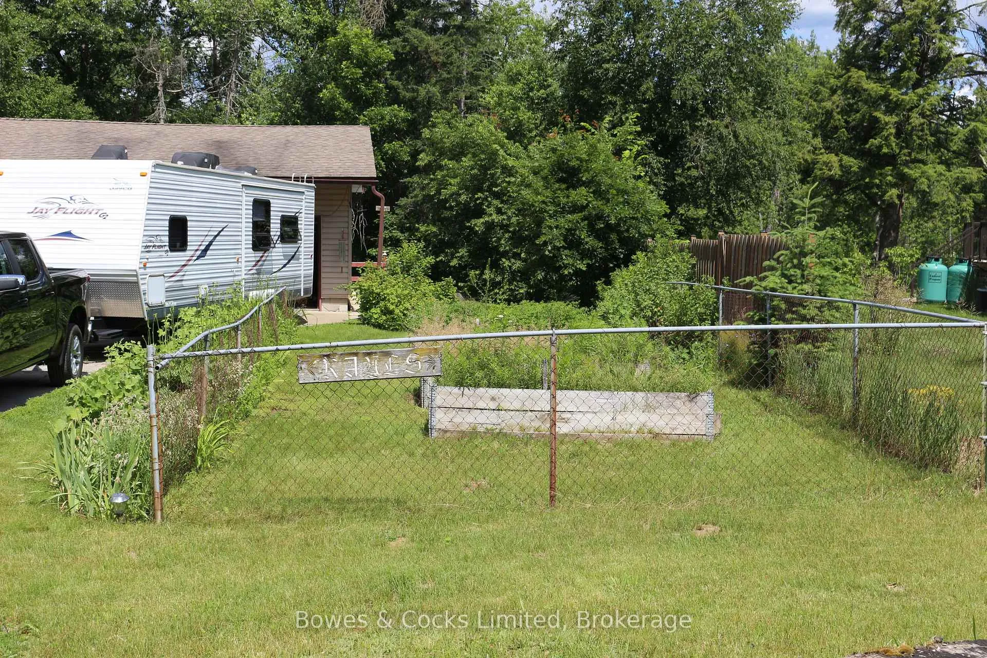 Photo 3 of 189 McFadden Road, North Kawartha — HOMEH