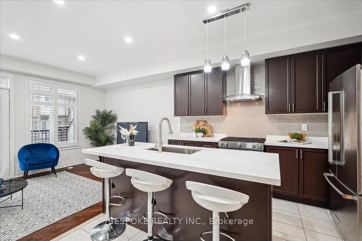 Photo 2 of 55 Sharbot Lane, Markham, Greensborough — HOMEH