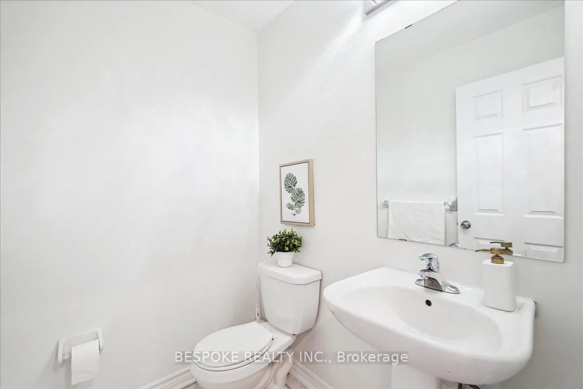 Photo 10 of 55 Sharbot Lane, Markham, Greensborough — HOMEH
