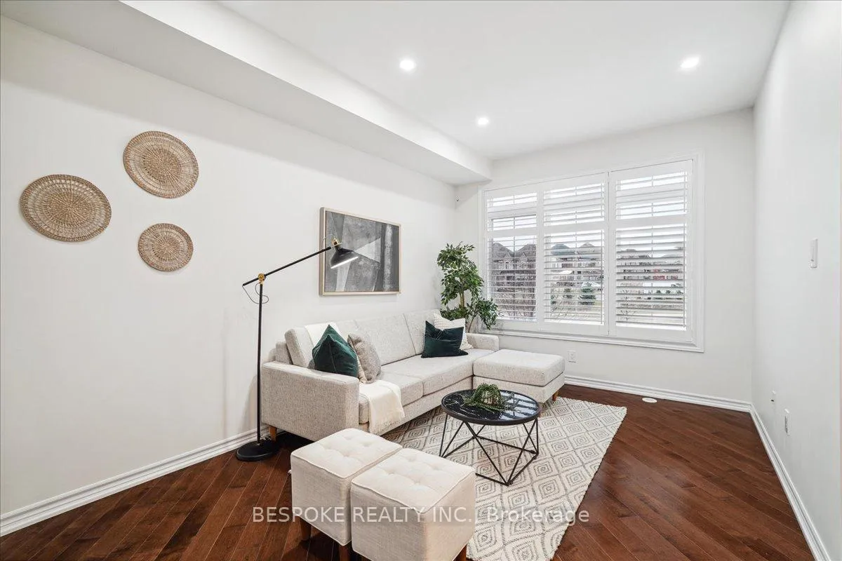 Photo 11 of 55 Sharbot Lane, Markham, Greensborough — HOMEH