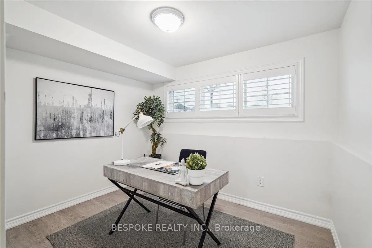 Photo 26 of 55 Sharbot Lane, Markham, Greensborough — HOMEH