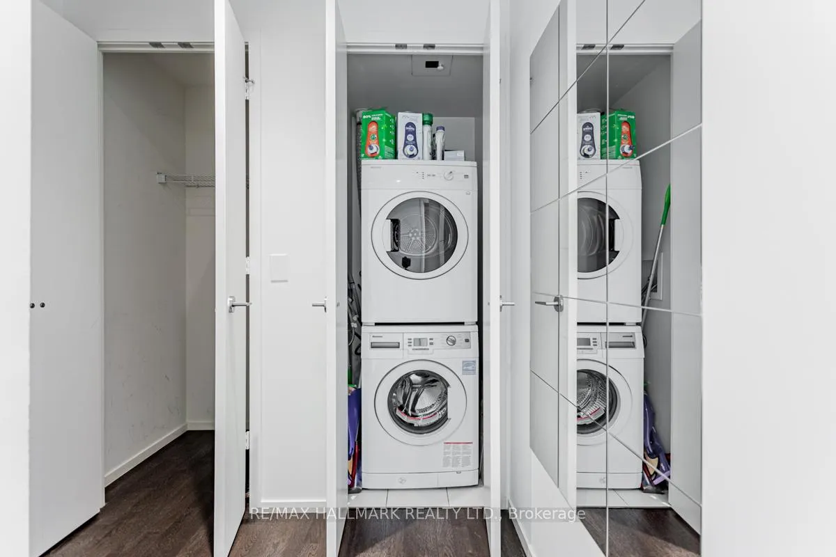 Photo 4 of Unit 1706, 101 Charles Street E, Toronto, Church-Yonge Corridor — HOMEH