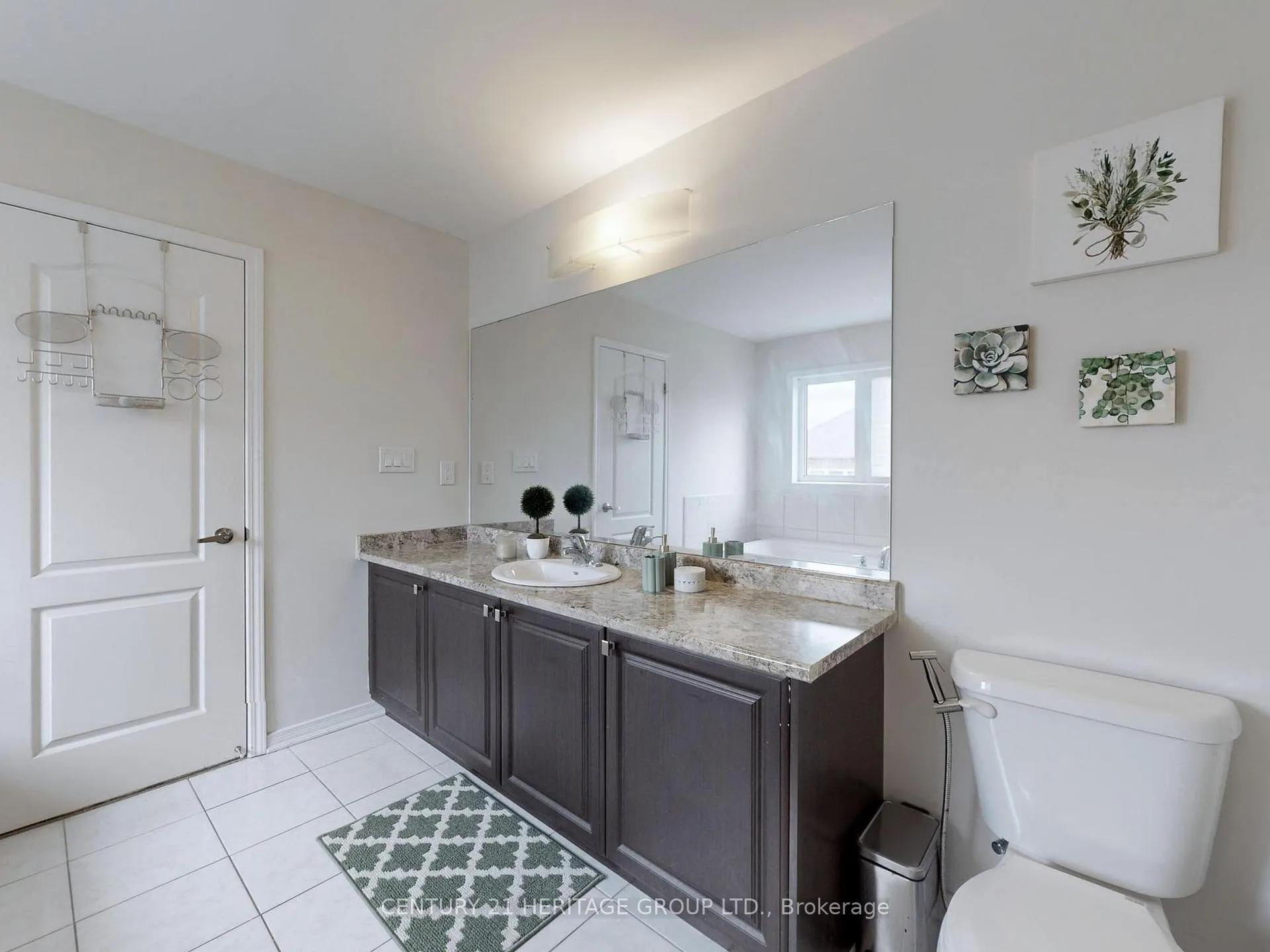 Photo 22 of 41 Sumac Drive, Haldimand — HOMEH
