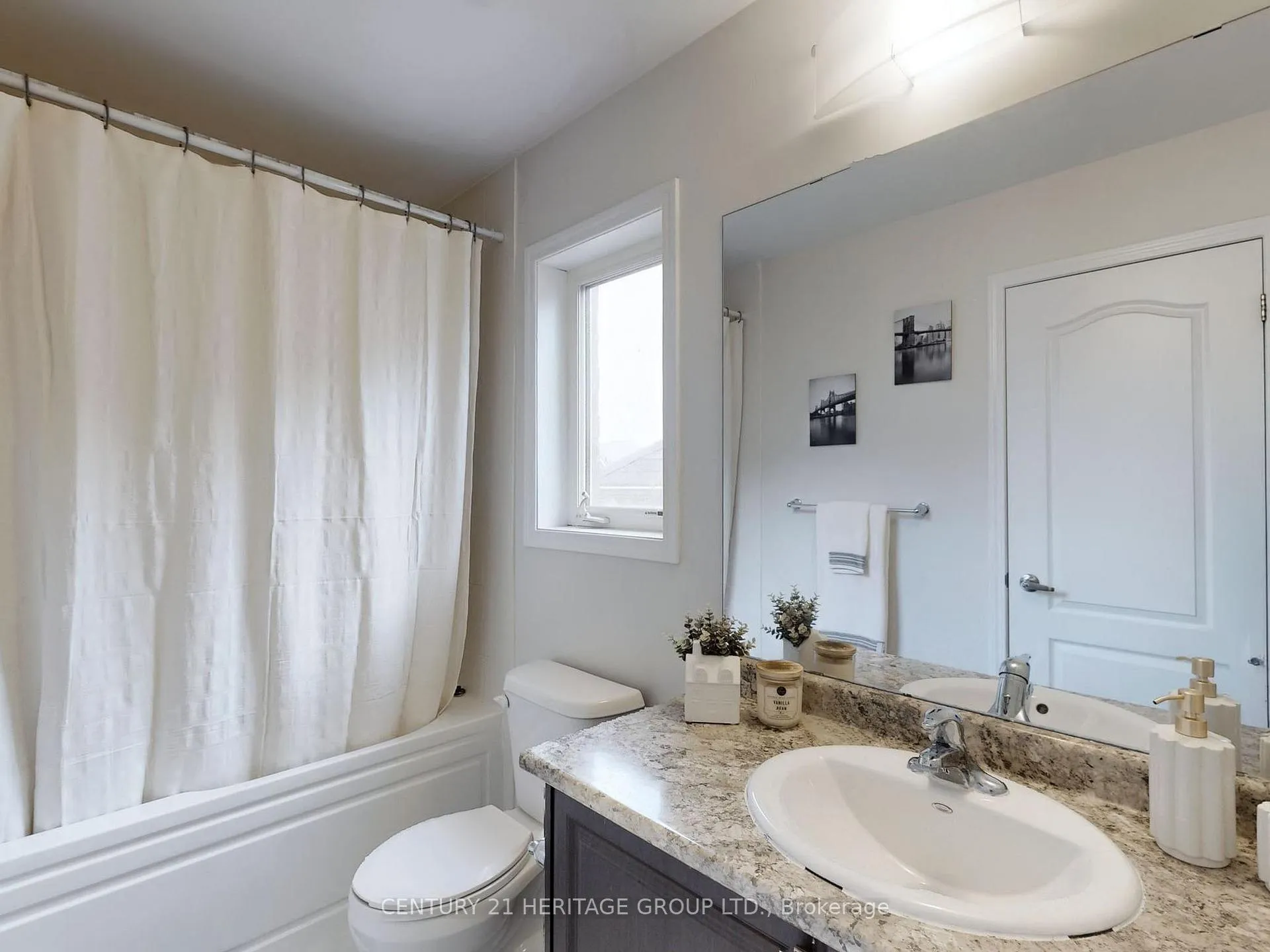 Photo 30 of 41 Sumac Drive, Haldimand — HOMEH