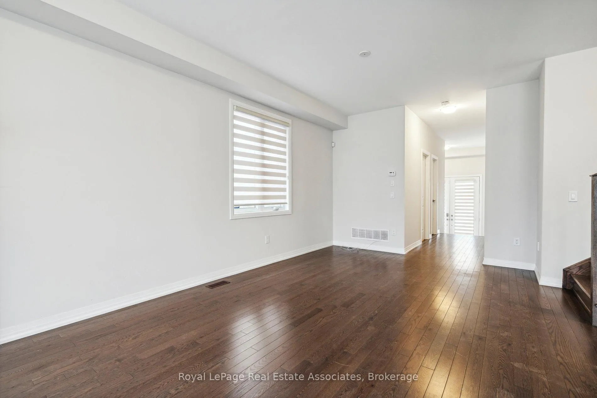 Photo 8 of 228 Provident Way, Hamilton, Mount Hope — HOMEH