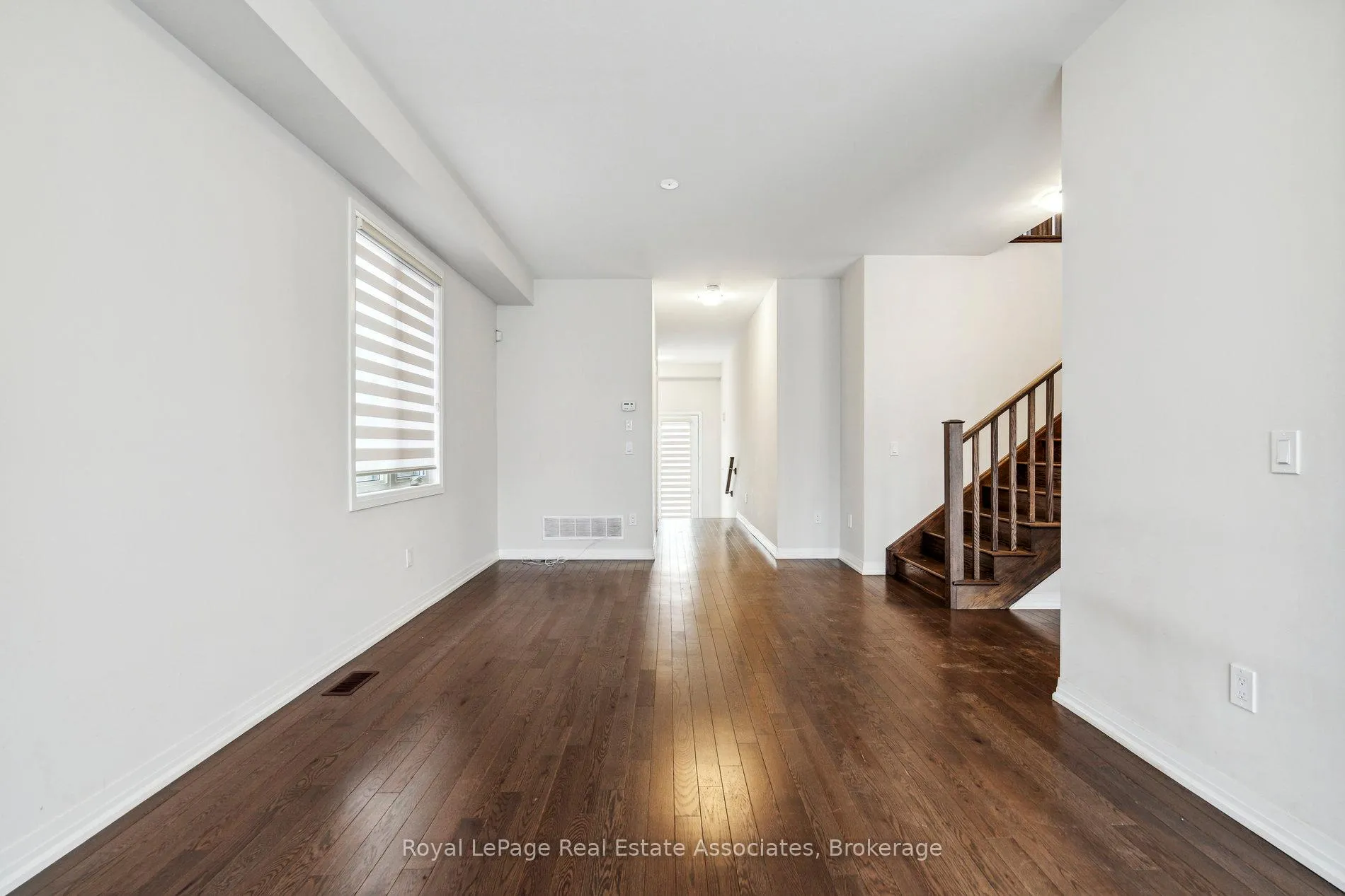 Photo 9 of 228 Provident Way, Hamilton, Mount Hope — HOMEH