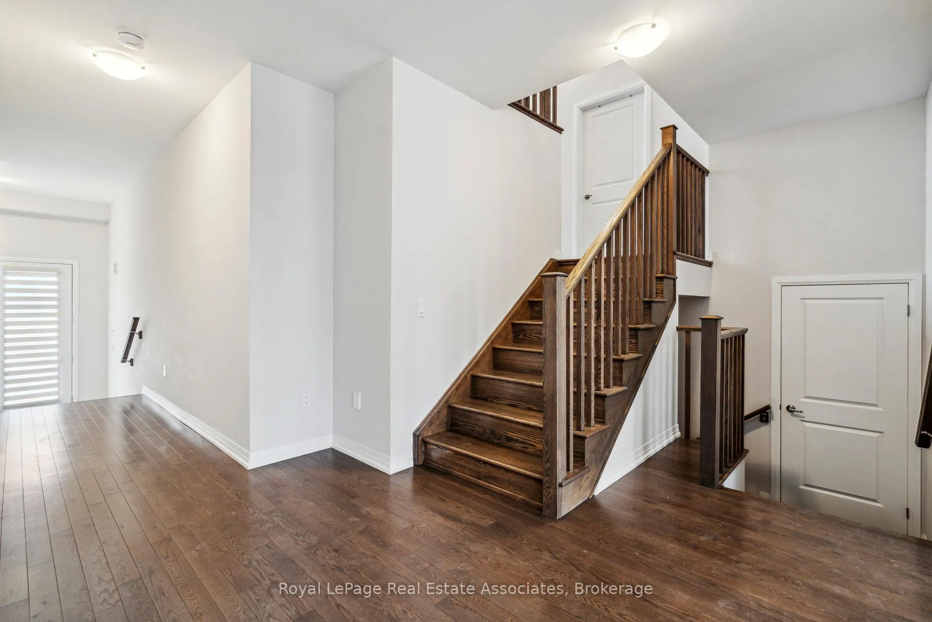 Photo 22 of 228 Provident Way, Hamilton, Mount Hope — HOMEH