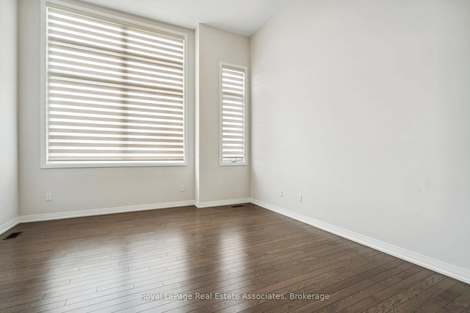 Photo 26 of 228 Provident Way, Hamilton, Mount Hope — HOMEH