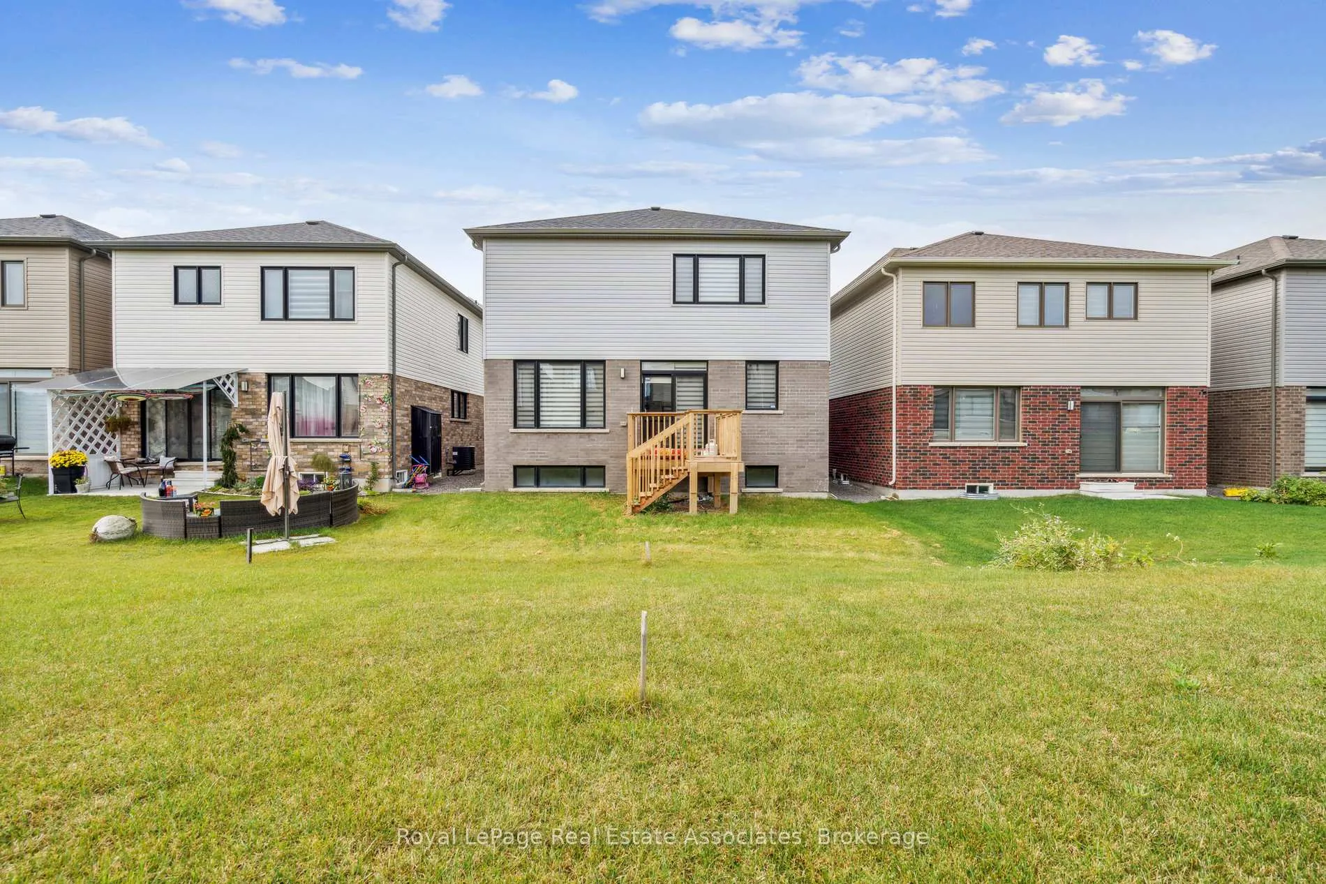 Photo 50 of 228 Provident Way, Hamilton, Mount Hope — HOMEH