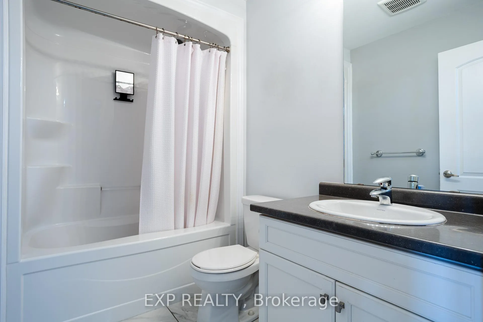 Photo 24 of Unit 15, 98 Shoreview Place, Hamilton, Lakeshore — HOMEH