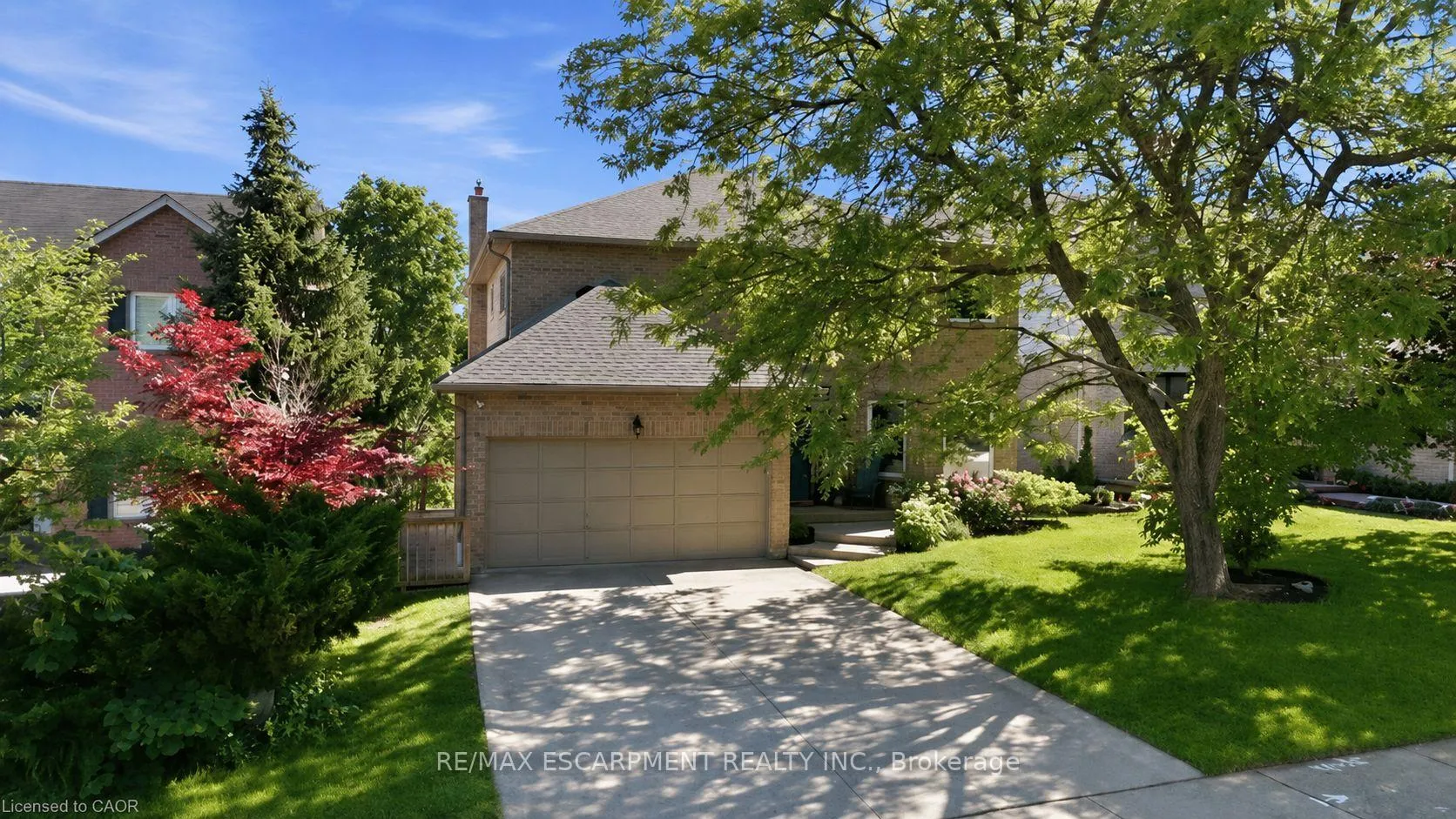 Photo 2 of 92 Jerome Park Drive, Hamilton, Dundas — HOMEH