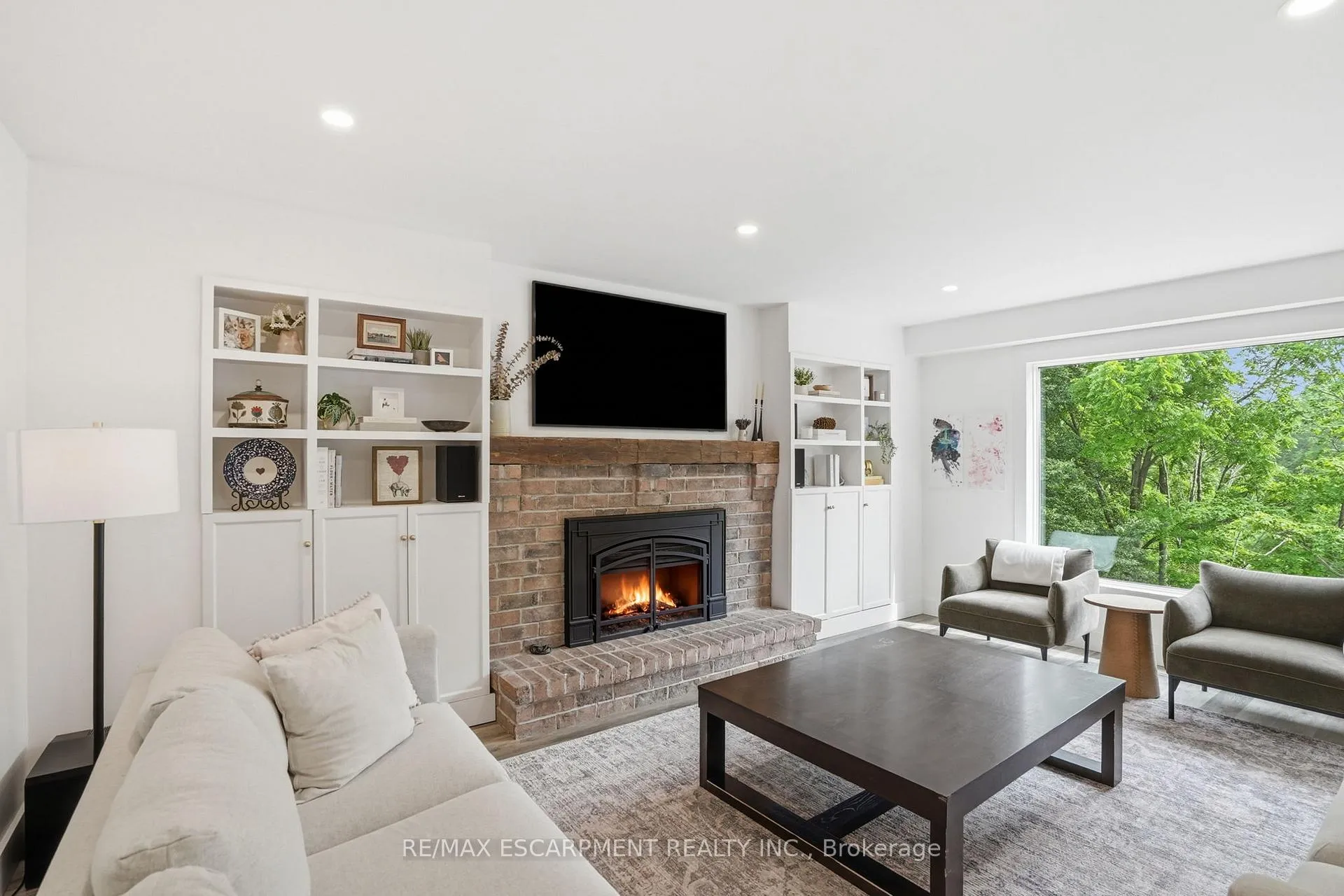 Photo 6 of 92 Jerome Park Drive, Hamilton, Dundas — HOMEH