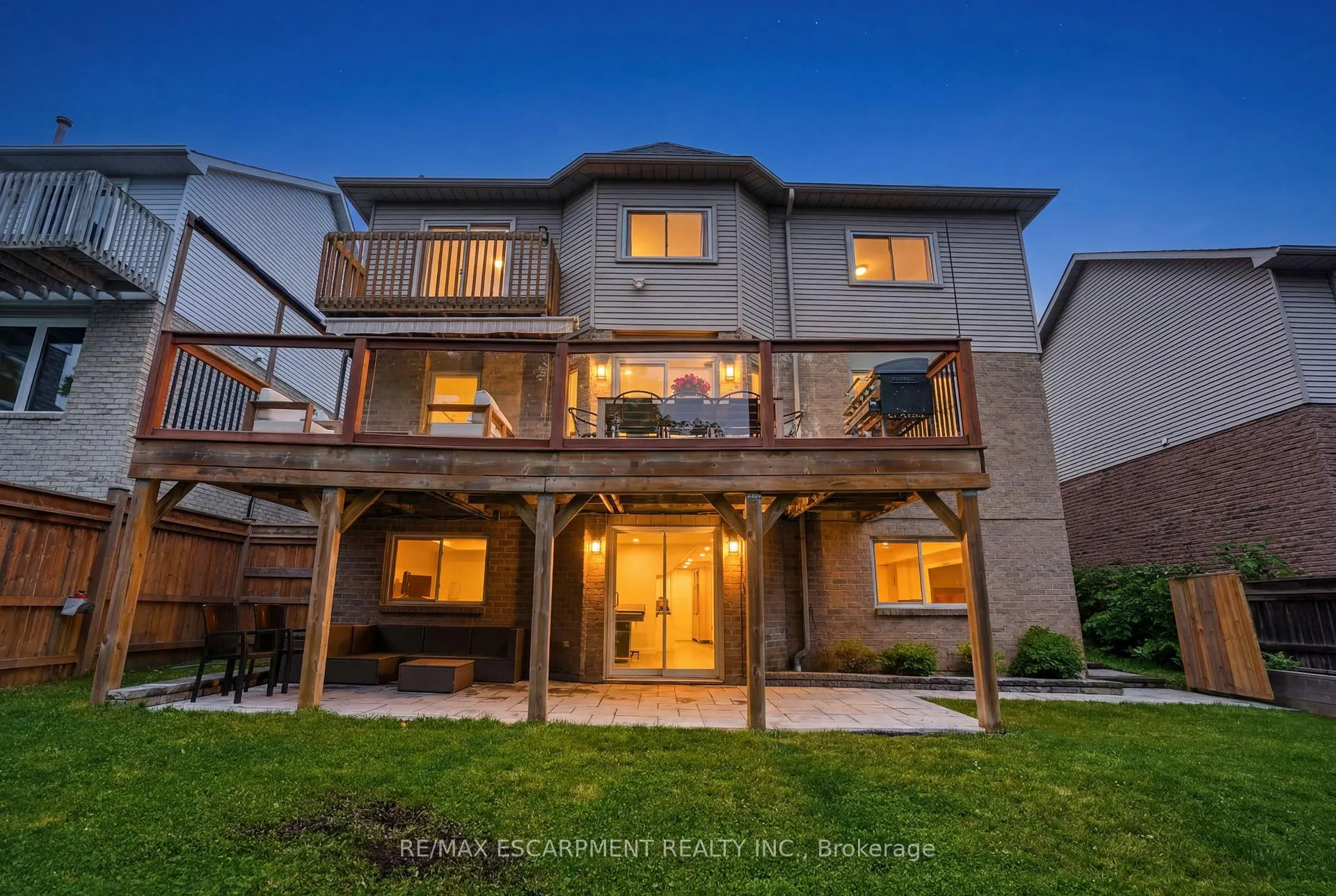 Photo 40 of 92 Jerome Park Drive, Hamilton, Dundas — HOMEH