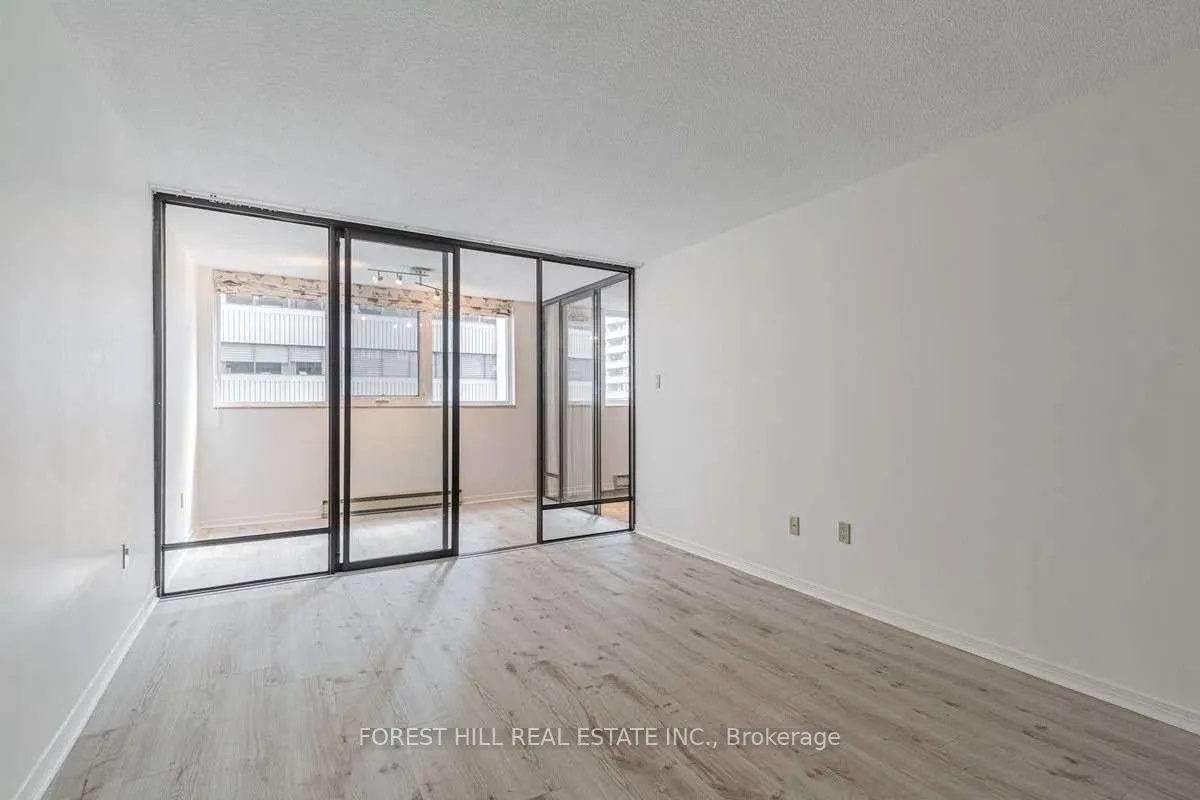 Photo 15 of Unit 910, 360 Bloor Street E, Toronto, Rosedale-Moore Park — HOMEH