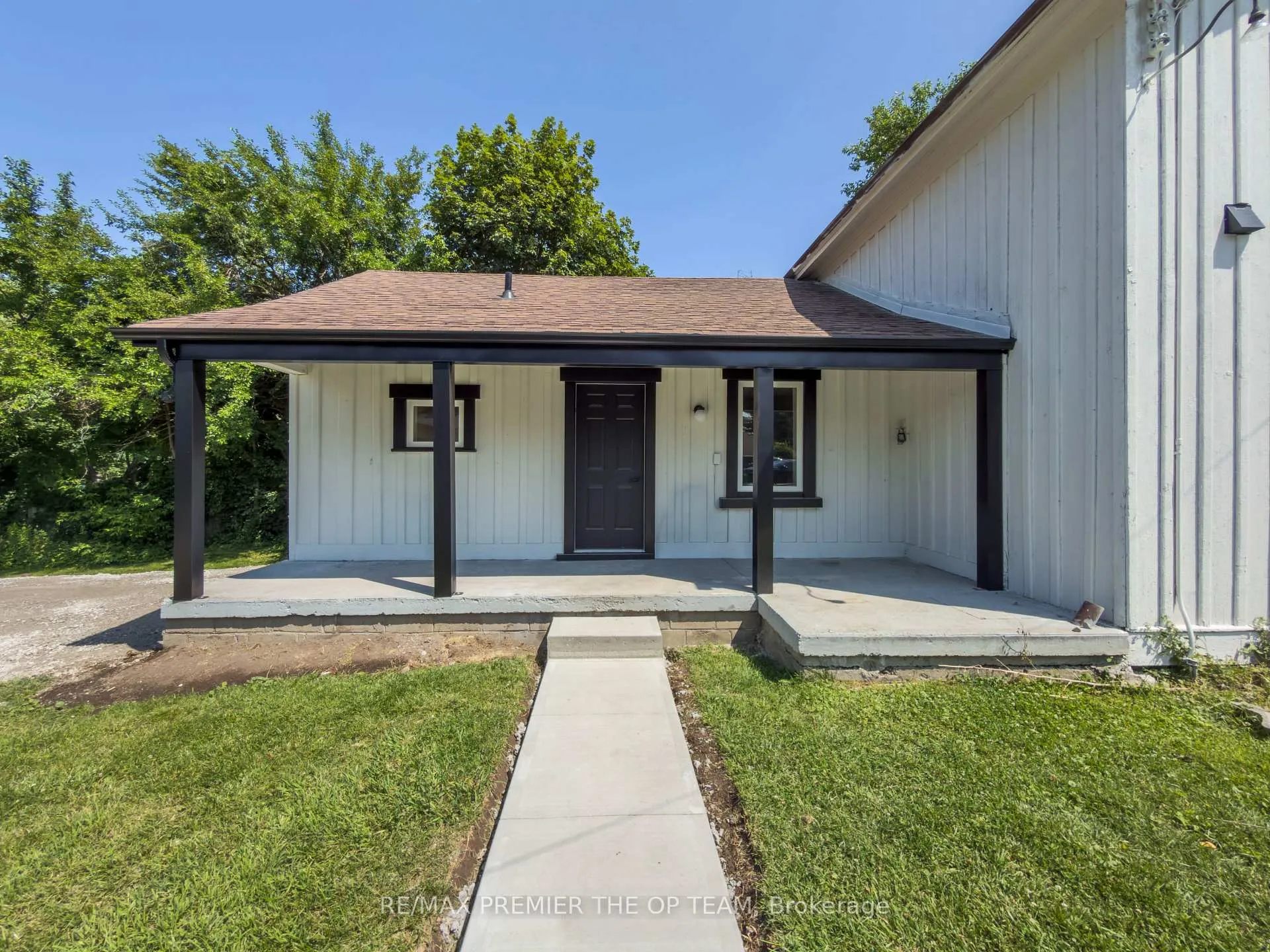 Photo 2 of Unit Main, 9690 Keele Street, Vaughan, Maple — HOMEH
