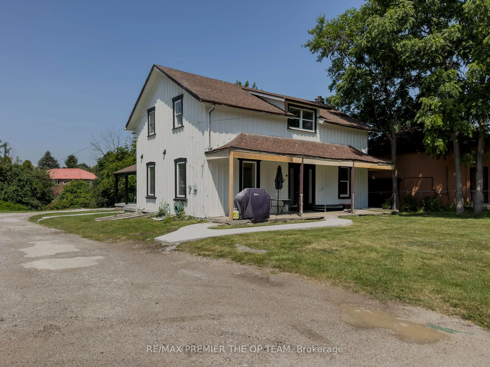 Photo 4 of Unit Main, 9690 Keele Street, Vaughan, Maple — HOMEH