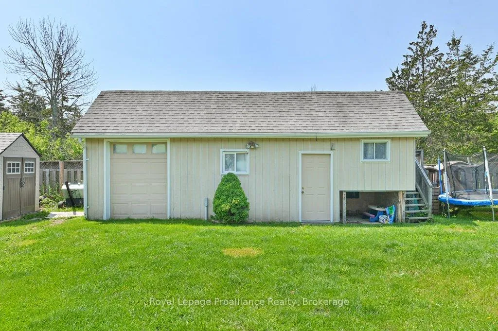 Photo 43 of 105 A&B Bernard Long Road, Quinte West, Trenton Ward — HOMEH