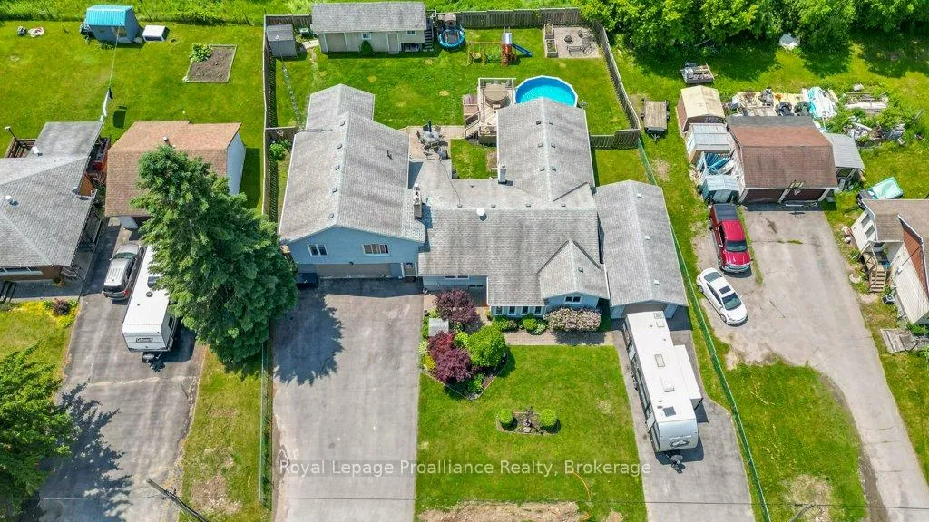 Photo 45 of 105 A&B Bernard Long Road, Quinte West, Trenton Ward — HOMEH