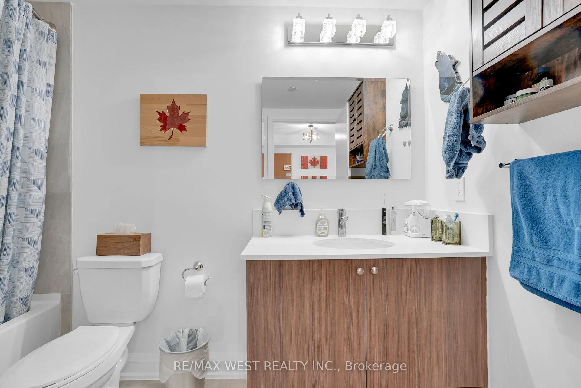 Photo 7 of Unit 216, 58 Lakeside Terrace, Barrie, Little Lake — HOMEH