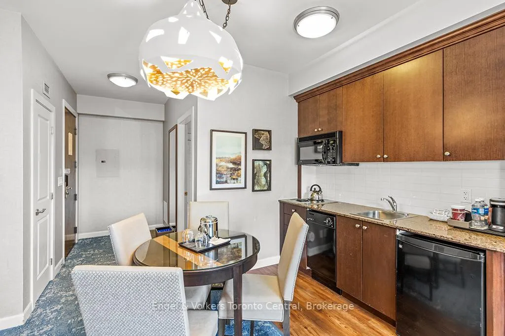 Photo 10 of Unit 477, 220 Gord Canning Drive, Blue Mountains — HOMEH