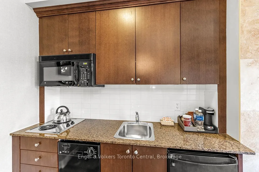 Photo 12 of Unit 477, 220 Gord Canning Drive, Blue Mountains — HOMEH