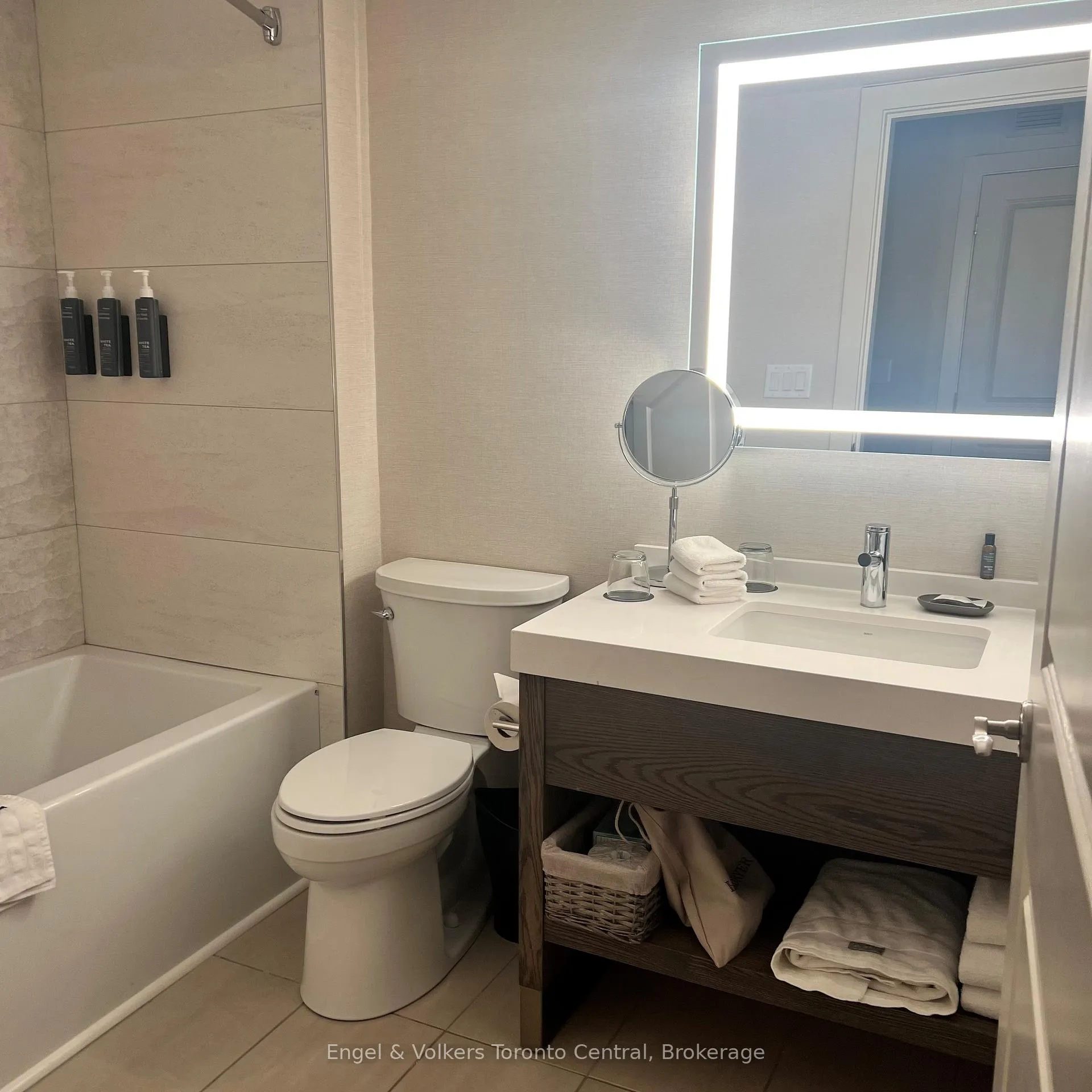 Photo 18 of Unit 477, 220 Gord Canning Drive, Blue Mountains — HOMEH