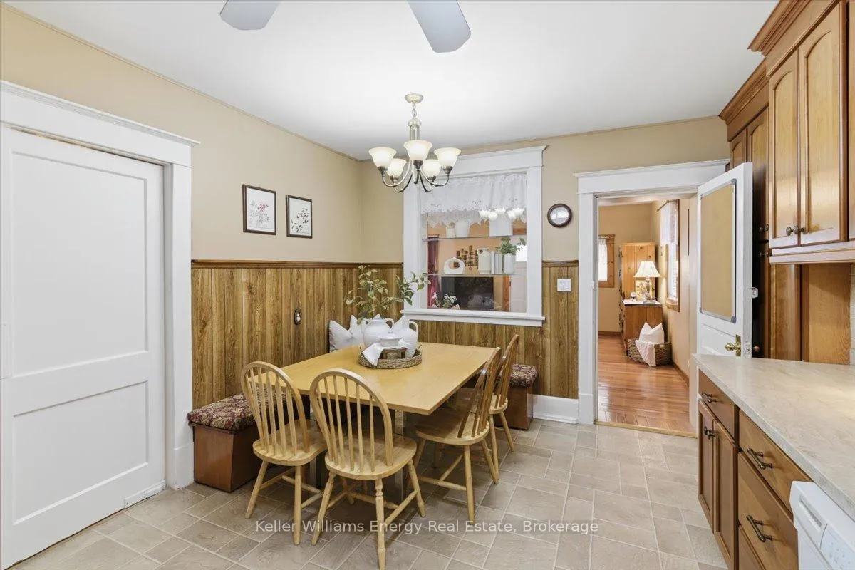 Photo 12 of 482 Simcoe Street N, Oshawa, O'Neill — HOMEH