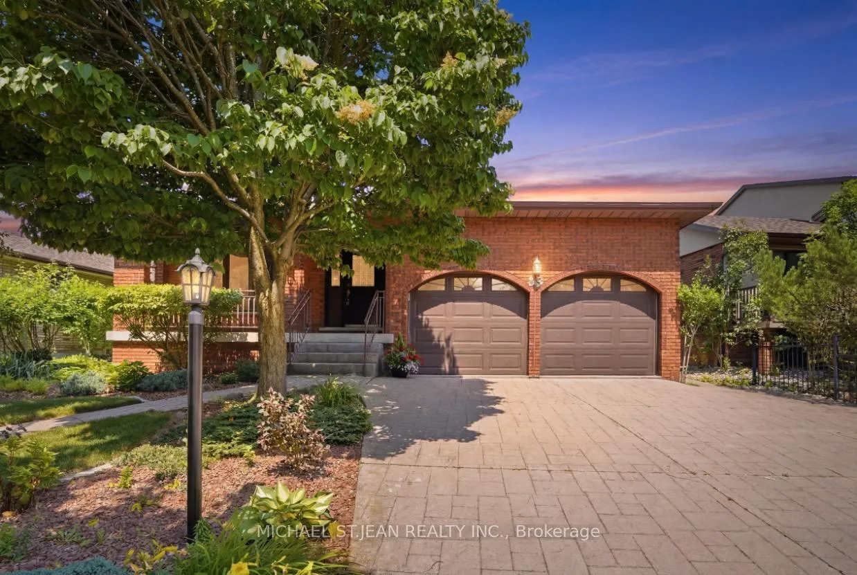 Photo 1 of 35 Audubon Street S, Hamilton, Stoney Creek Mountain — HOMEH