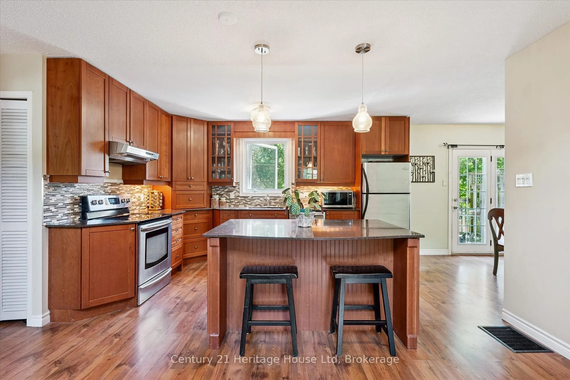 Photo 13 of 195 Jackson Street, Guelph/Eramosa, Rockwood — HOMEH