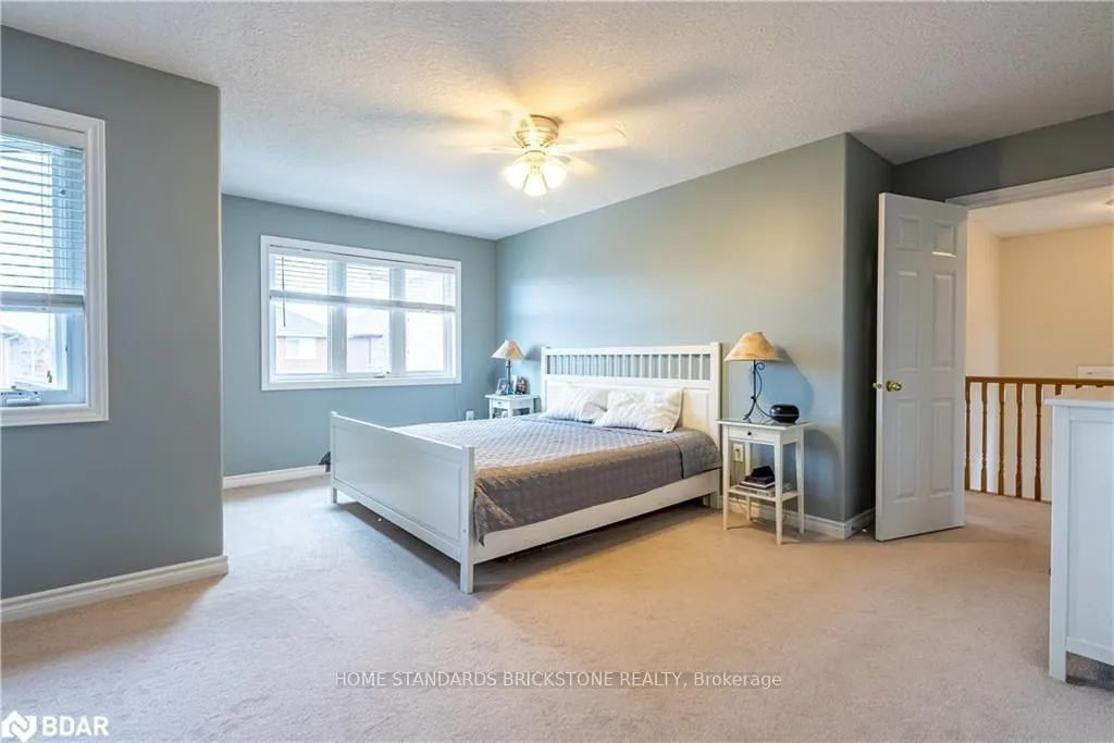 Photo 15 of 53 Graihawk Drive, Barrie, Ardagh — HOMEH