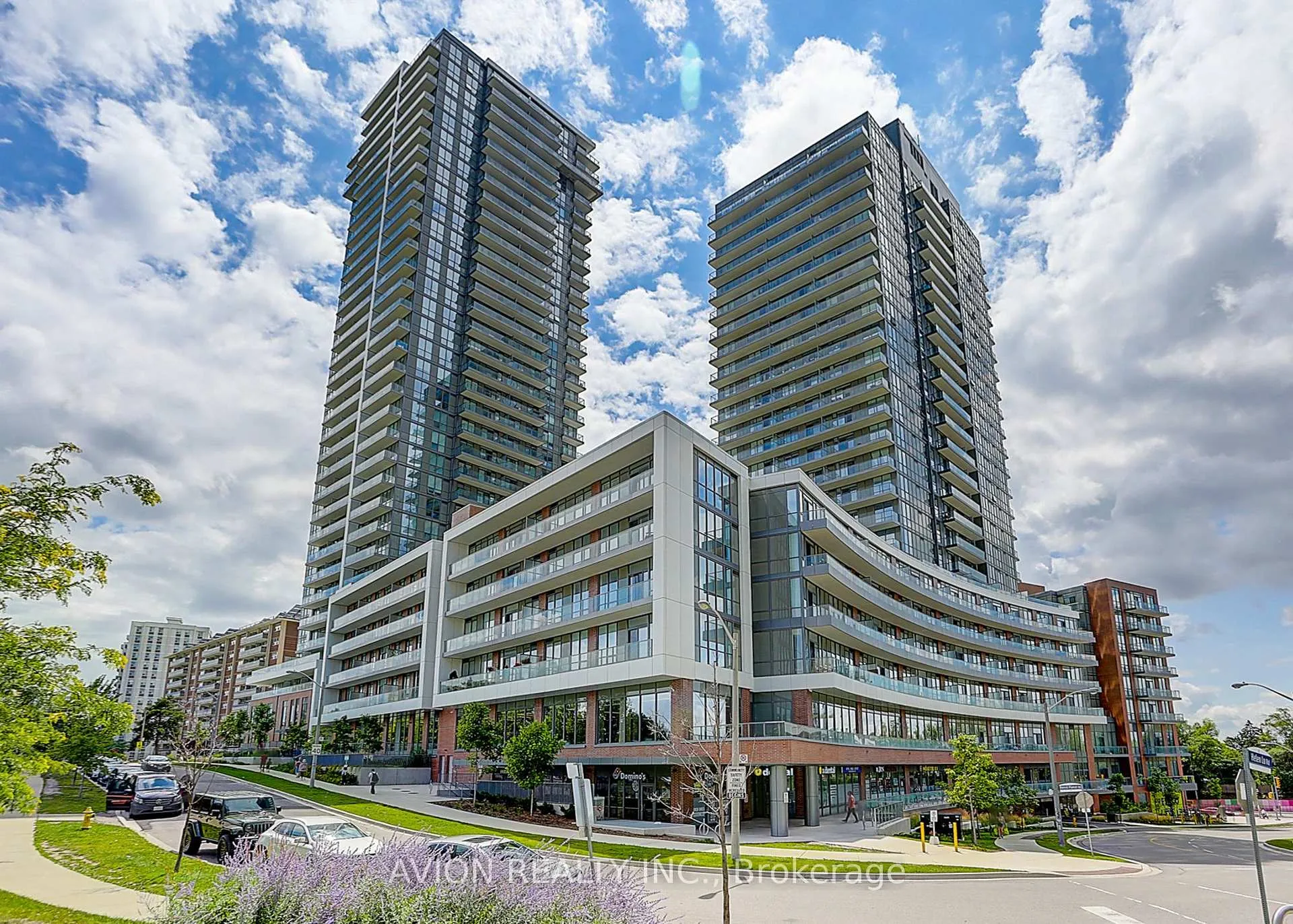 Front of Unit 3103, 32 Forest Manor Road