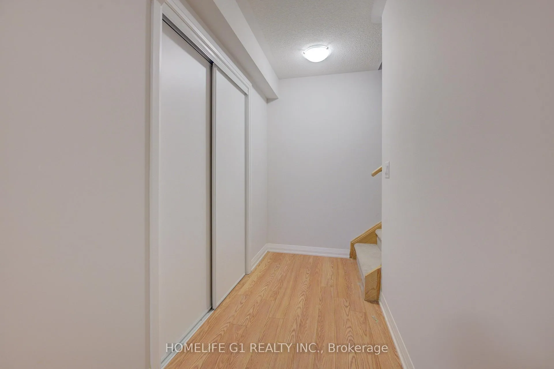 Photo 8 of Unit 611, 585 Colborne Street E, Brantford, East Ward — HOMEH
