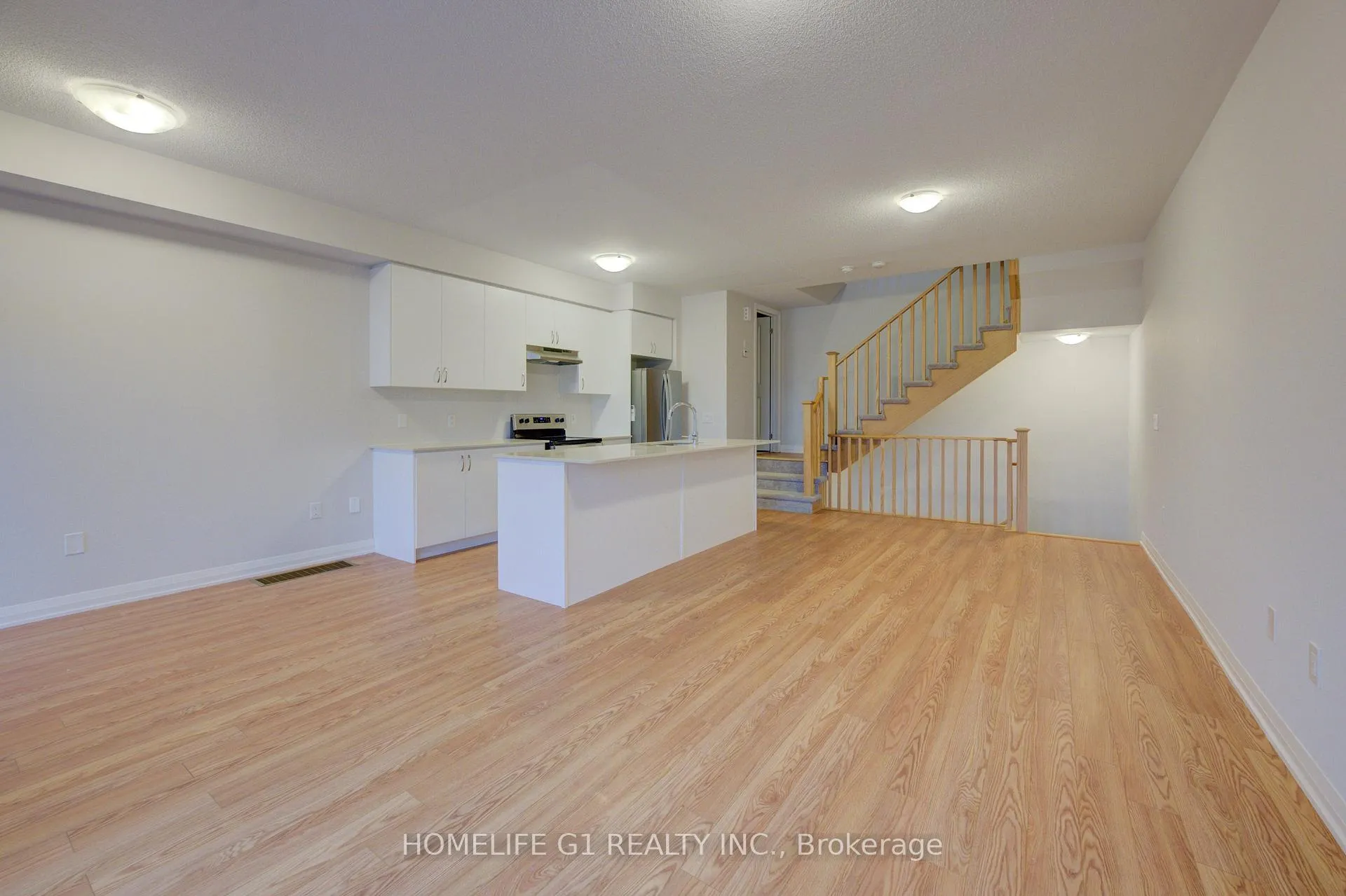 Photo 13 of Unit 611, 585 Colborne Street E, Brantford, East Ward — HOMEH