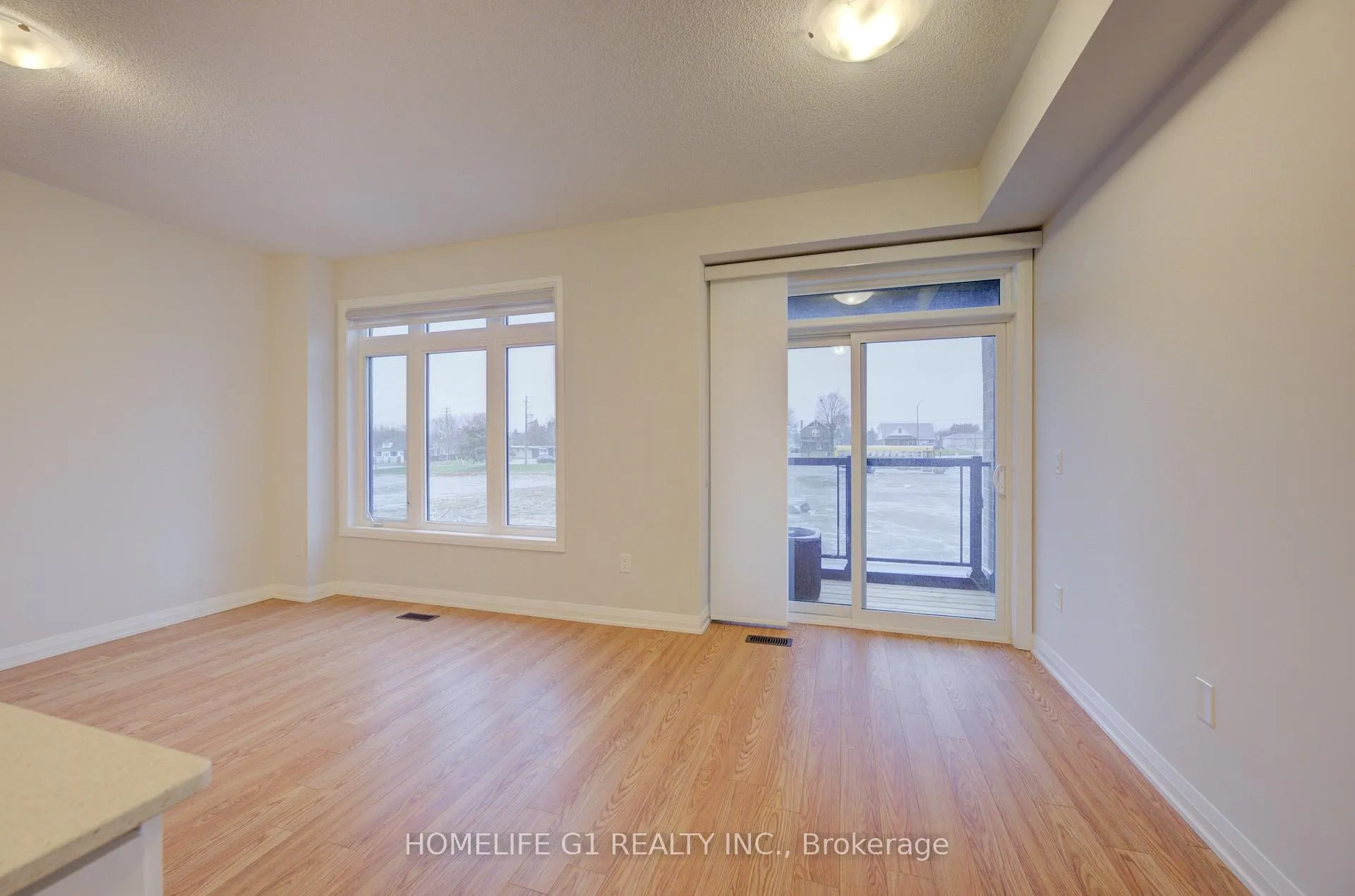 Photo 19 of Unit 611, 585 Colborne Street E, Brantford, East Ward — HOMEH