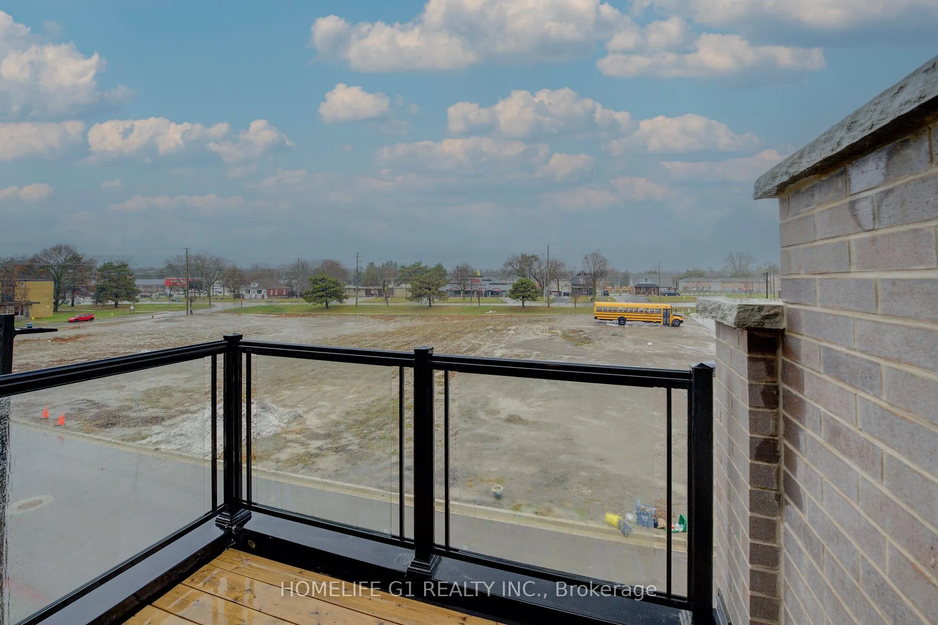 Photo 38 of Unit 611, 585 Colborne Street E, Brantford, East Ward — HOMEH