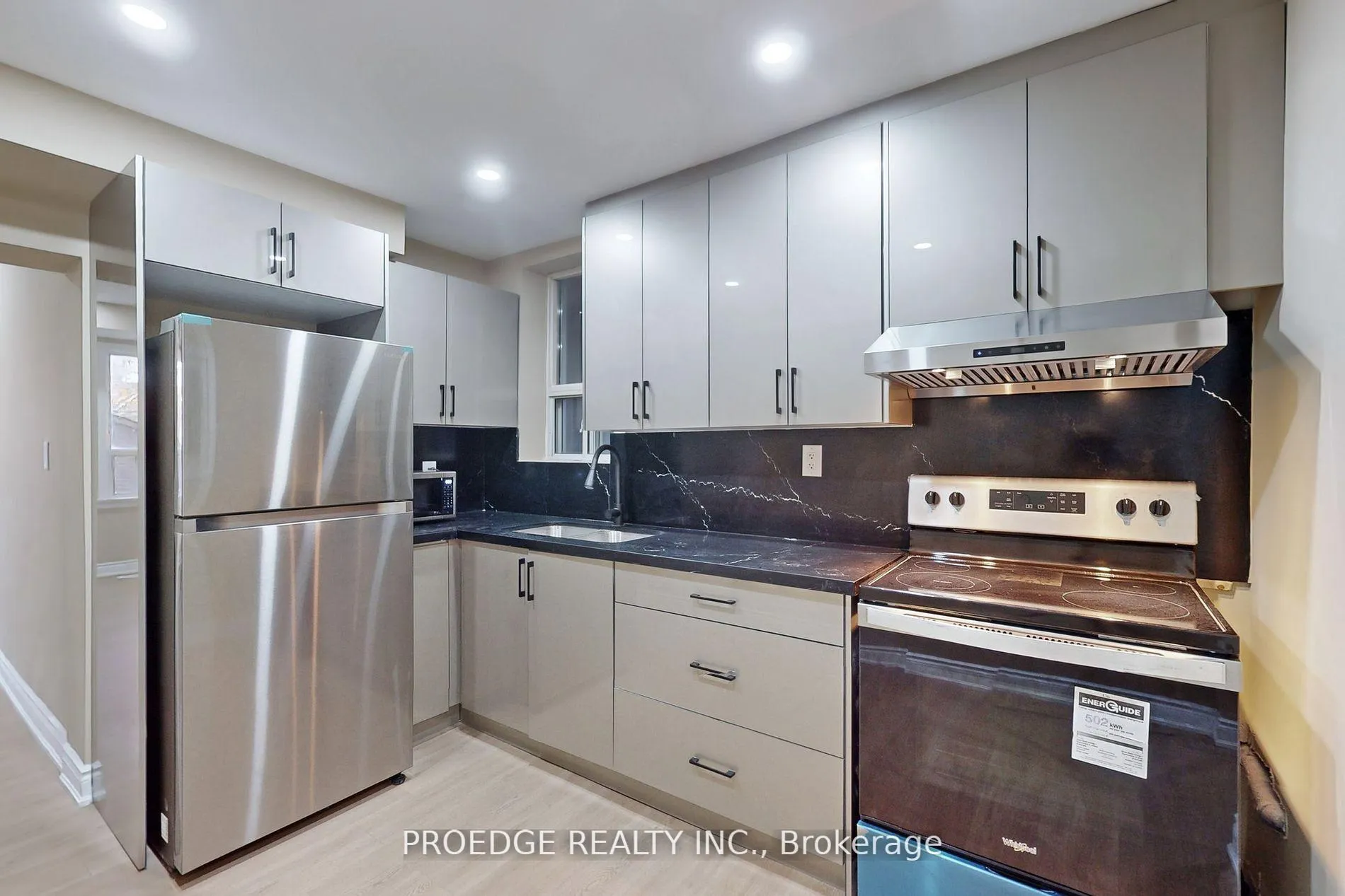 Photo 3 of 177 Wallace Avenue, Toronto, Dovercourt-Wallace Emerson-Junction — HOMEH