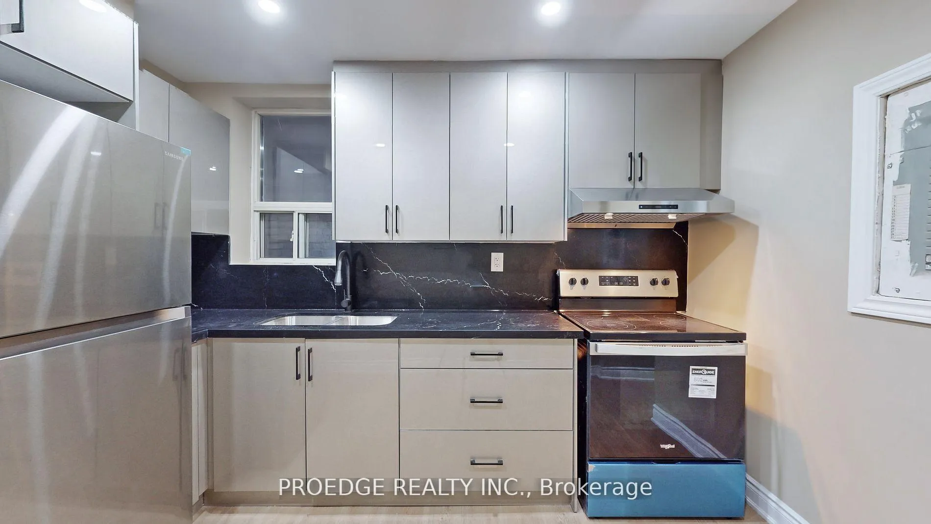 Photo 4 of 177 Wallace Avenue, Toronto, Dovercourt-Wallace Emerson-Junction — HOMEH