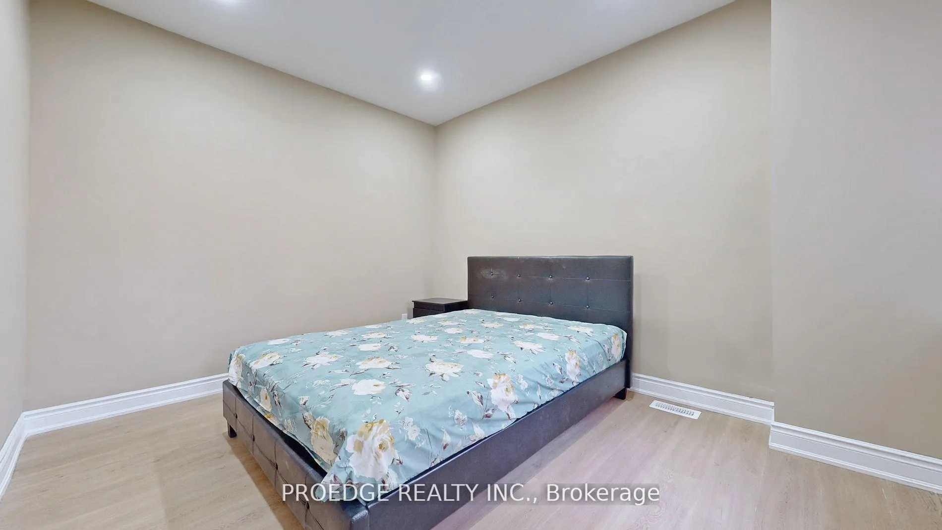 Photo 7 of 177 Wallace Avenue, Toronto, Dovercourt-Wallace Emerson-Junction — HOMEH