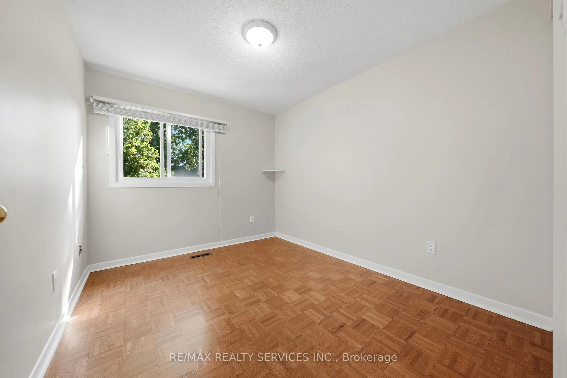 Photo 33 of 2081 South Millway, Mississauga, Erin Mills — HOMEH