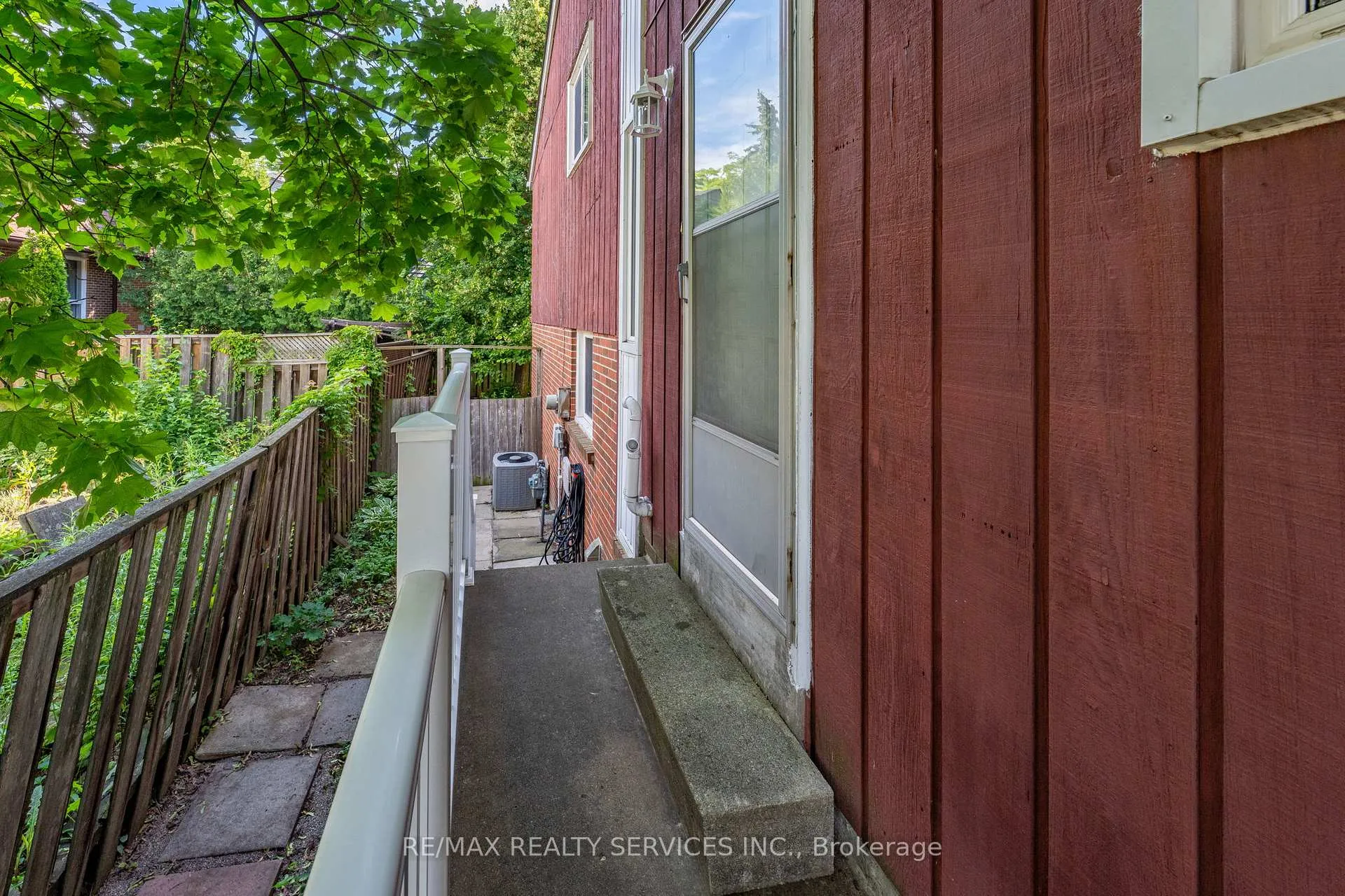 Photo 38 of 2081 South Millway, Mississauga, Erin Mills — HOMEH