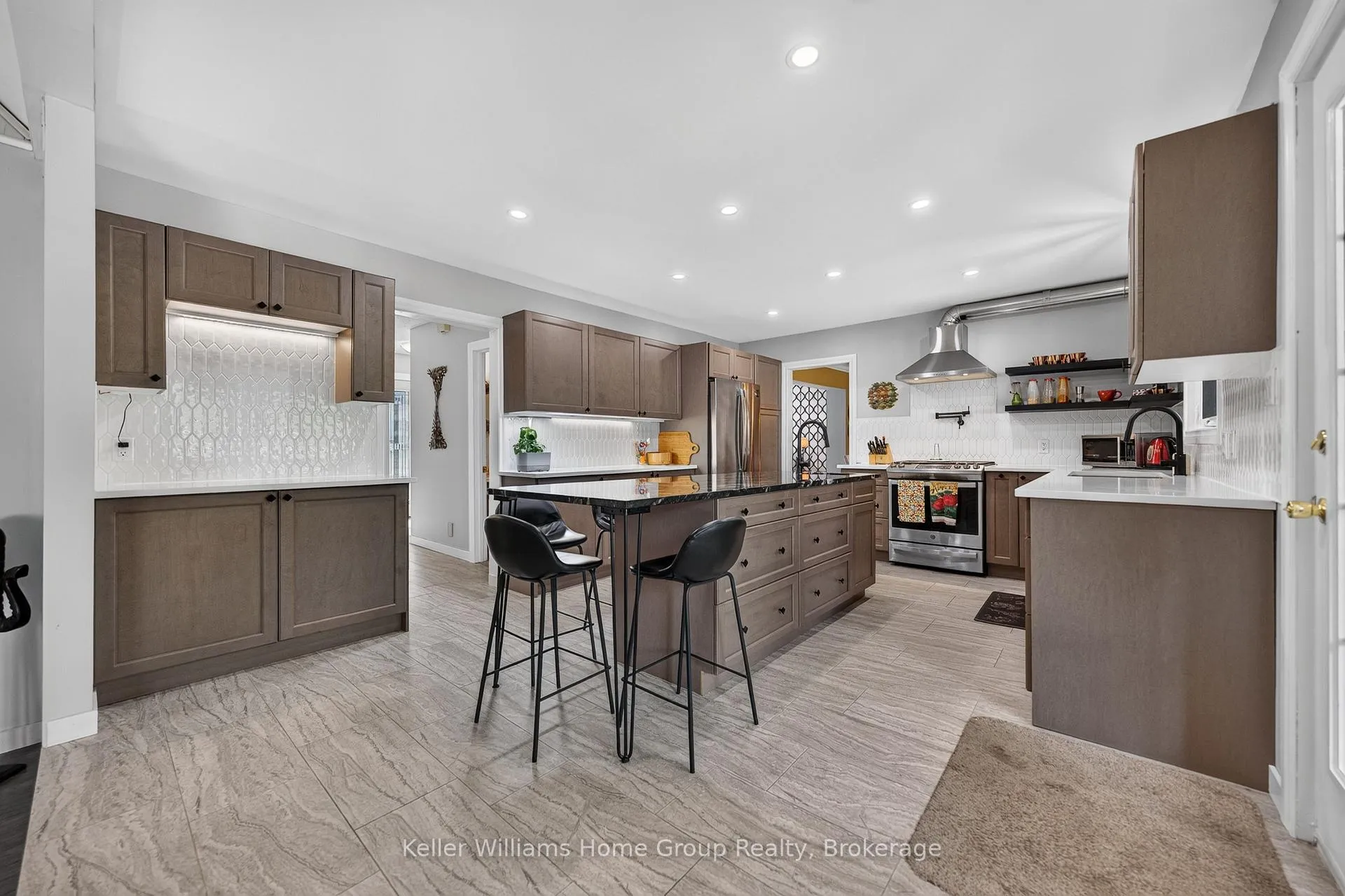 Photo 10 of 2 Gow Street, Centre Wellington, Fergus — HOMEH