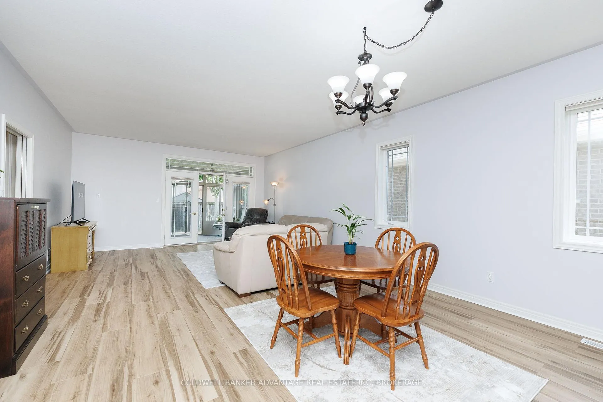 Photo 20 of 18 Willson Crossing Court, Pelham, Fonthill — HOMEH