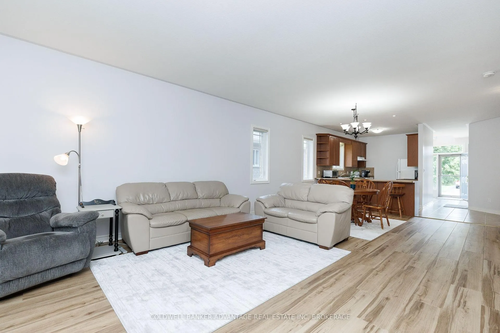 Photo 21 of 18 Willson Crossing Court, Pelham, Fonthill — HOMEH